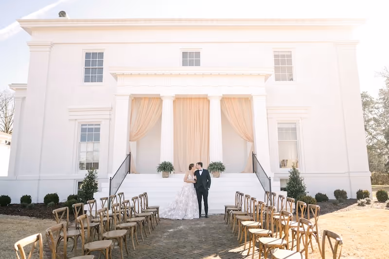 Portrait session on the grounds of Oak Place